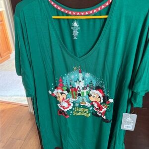 Disney Festive Green Holiday Tee happy holidays